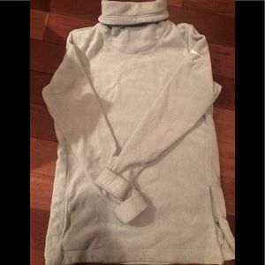 Women’s Nike Fleece Tunic. Turtleneck. Size Med